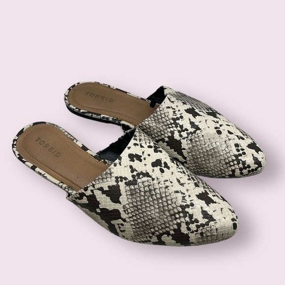 torrid Shoes - TORRID Slides